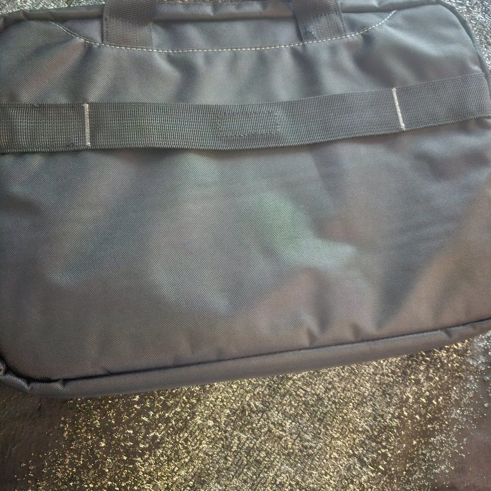 Laptop bag